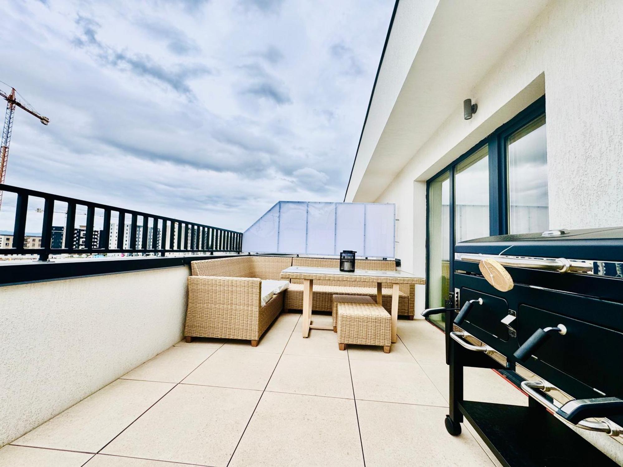 Luxury Apartment Sinuhe Brașov Exterior foto